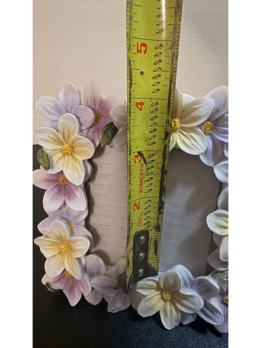 Beautiful pastel floral picture frame featuring dimensional spring flowers